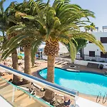 Tulipanes 아파트호텔 푸에르토 델 카르멘