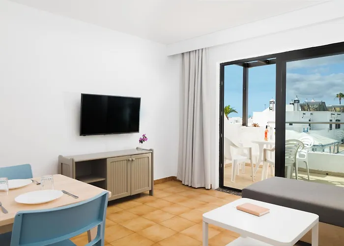 Hotel apartamentowy Tulipanes Puerto del Carmen (Lanzarote)