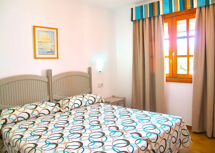 Tulipanes Hotel apartamentowy Puerto del Carmen (Lanzarote)