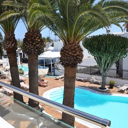 Tulipanes Apart Otel 2*
