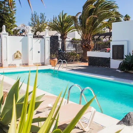 Apart Otel Tulipanes Puerto del Carmen (Lanzarote)
