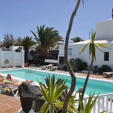 Tulipanes 2* Puerto del Carmen (Lanzarote)