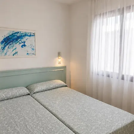 Aparthotel Tulipanes