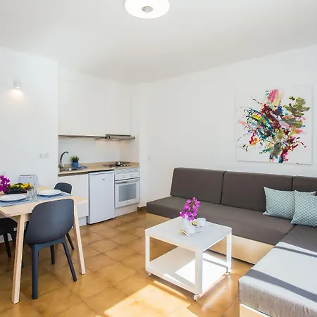 Tulipanes Lejlighedshotel 2*