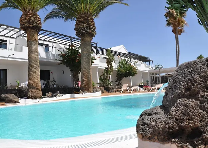 Apartmanhotel Tulipanes 2*