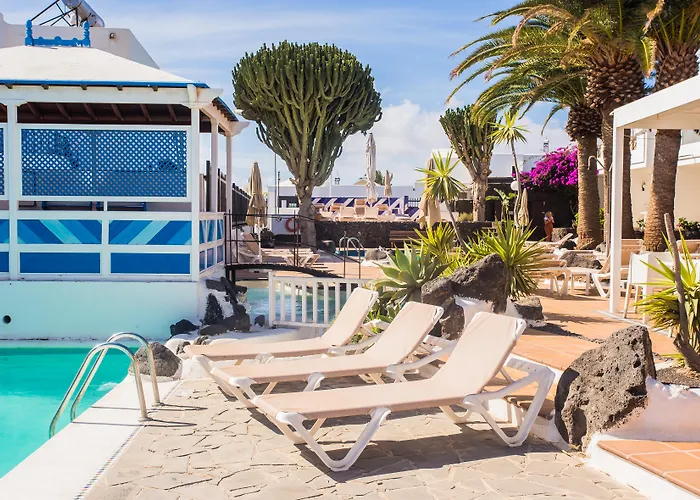 Tulipanes Apartmanhotel Puerto del Carmen