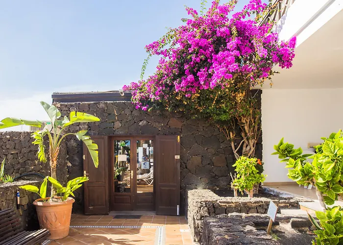 Tulipanes Apartmanhotel